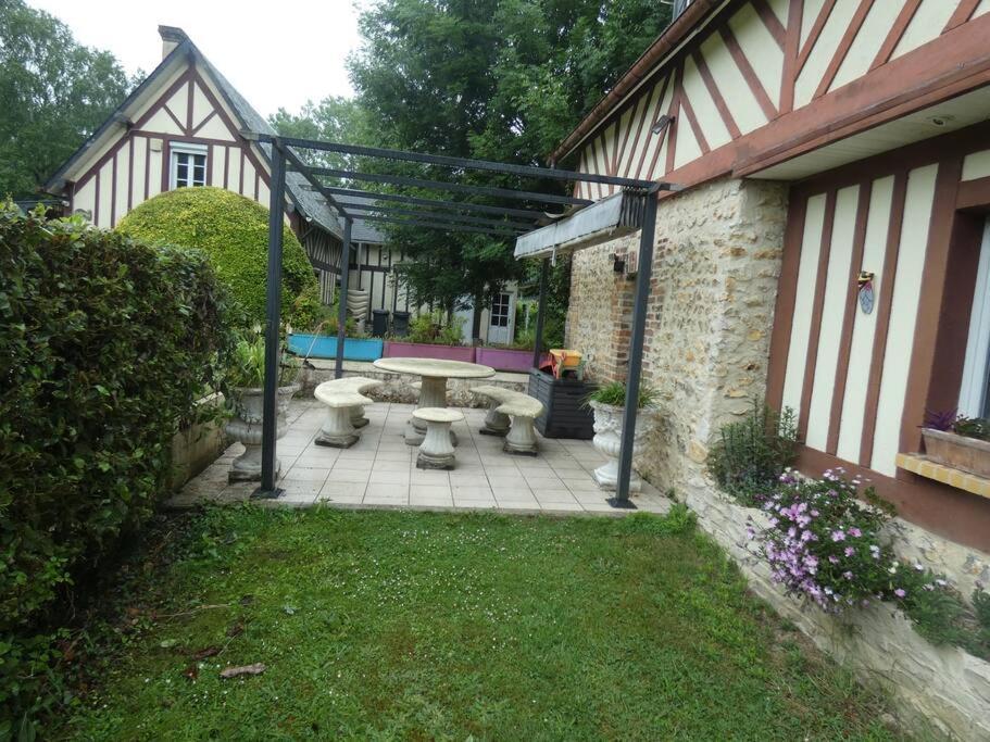 Les Ronces Holiday home