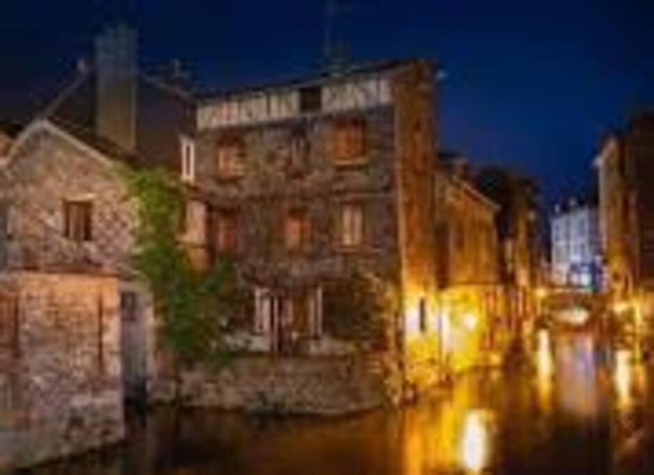 Les Ronces Holiday home *